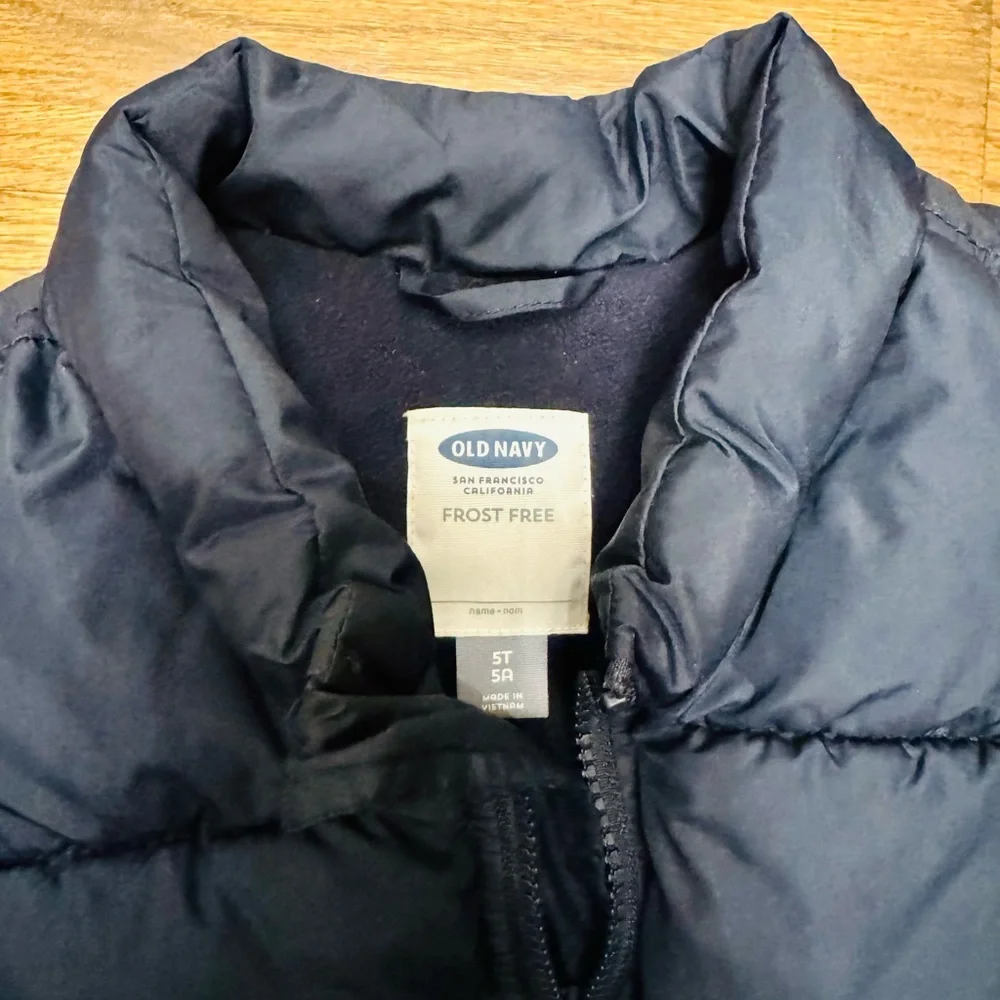 Old Navy Boys Navy Puffer Vest Size 5T Frost Free Zip Up Winter Outerwear